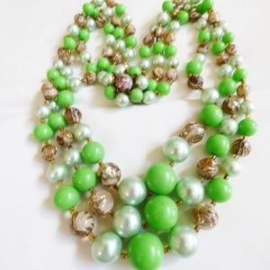 GREEN SILVER PEARL FAUX MULTI STRAND NECKLACE